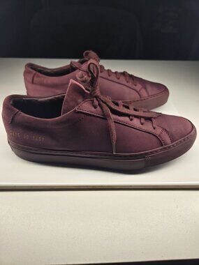 Common Projects Burgundy/Wine Low-Top Sneakers – Designer Italian Sneakers 👟